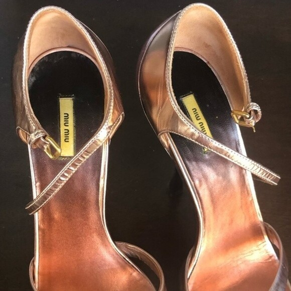 MIU MIU Rose Gold Metallic Leather Sandals EUR 39 - Picture 4 of 12